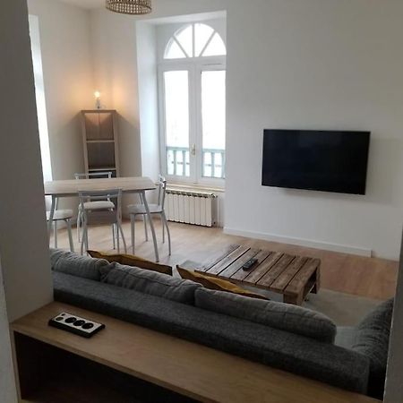 Appartement Cosy Entierement Renove 바네르드비고르 외부 사진